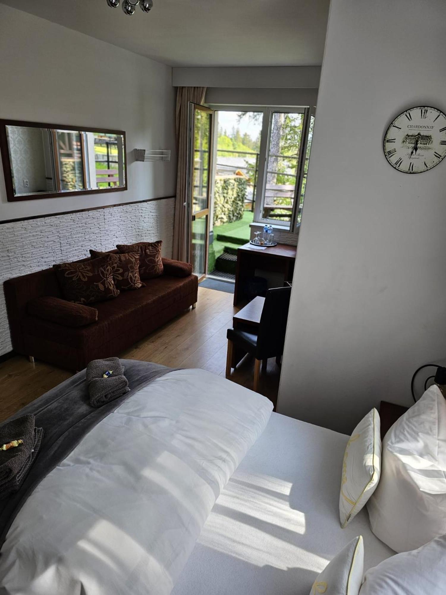 Bed and Breakfast Safir Przy Samym Wyciagu Карпач Экстерьер фото